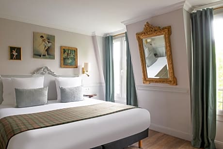 Hotel De La Porte Doree