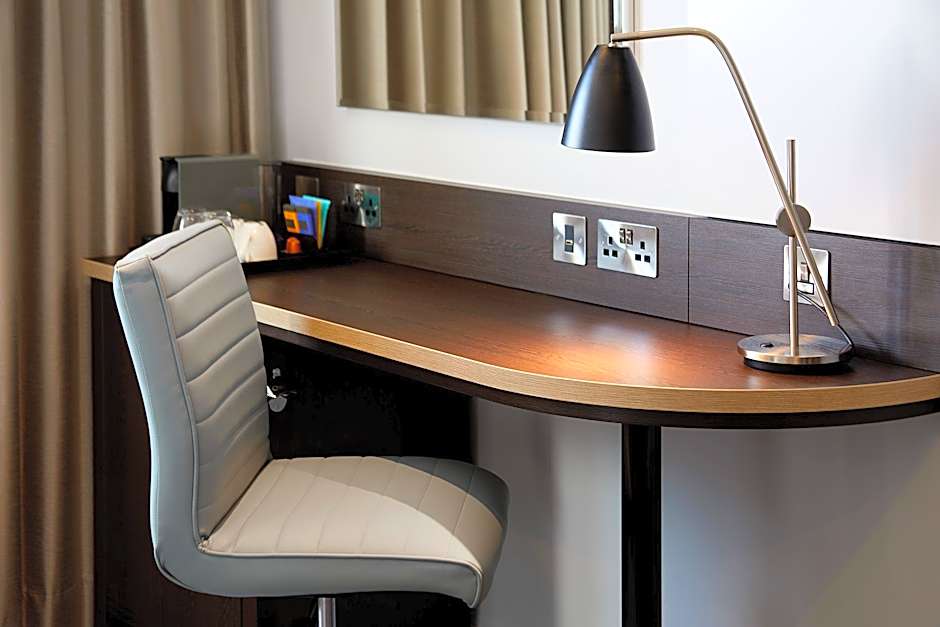 Premier Inn London Tower Bridge