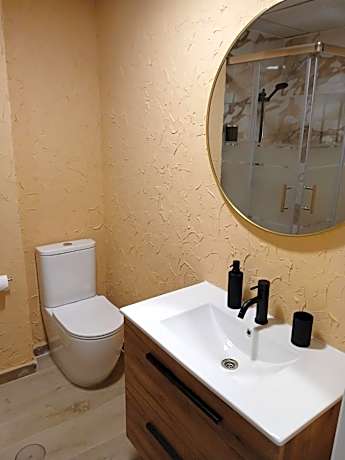 Two-Bedroom Deluxe Apartment