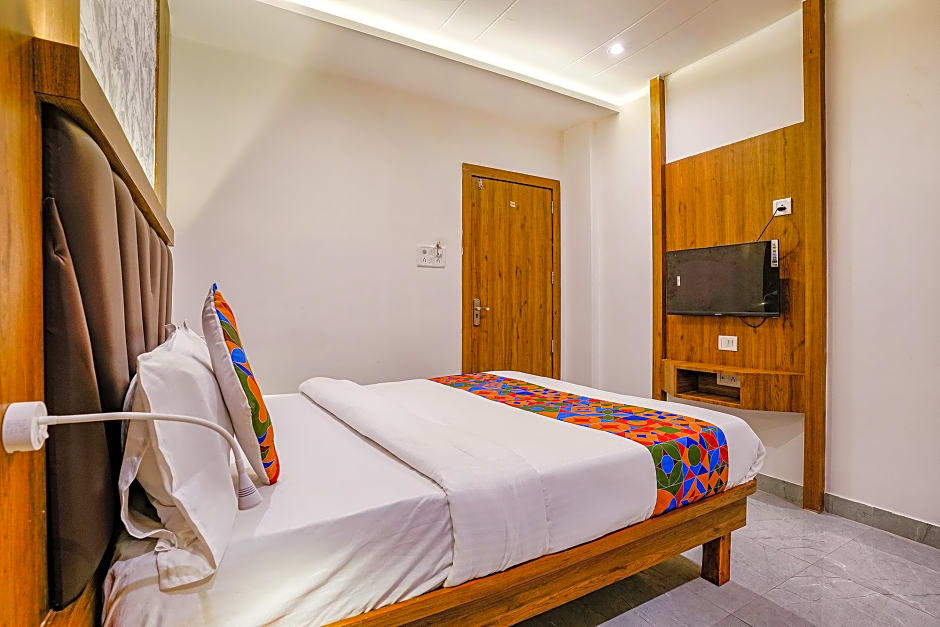 FabHotel Grand Residency