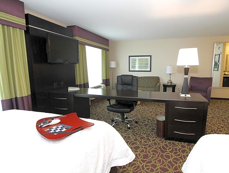 Photo 1 of 4 of Studio 2 Queen Beds, Hearing/Mobility Accessible, Bathtub