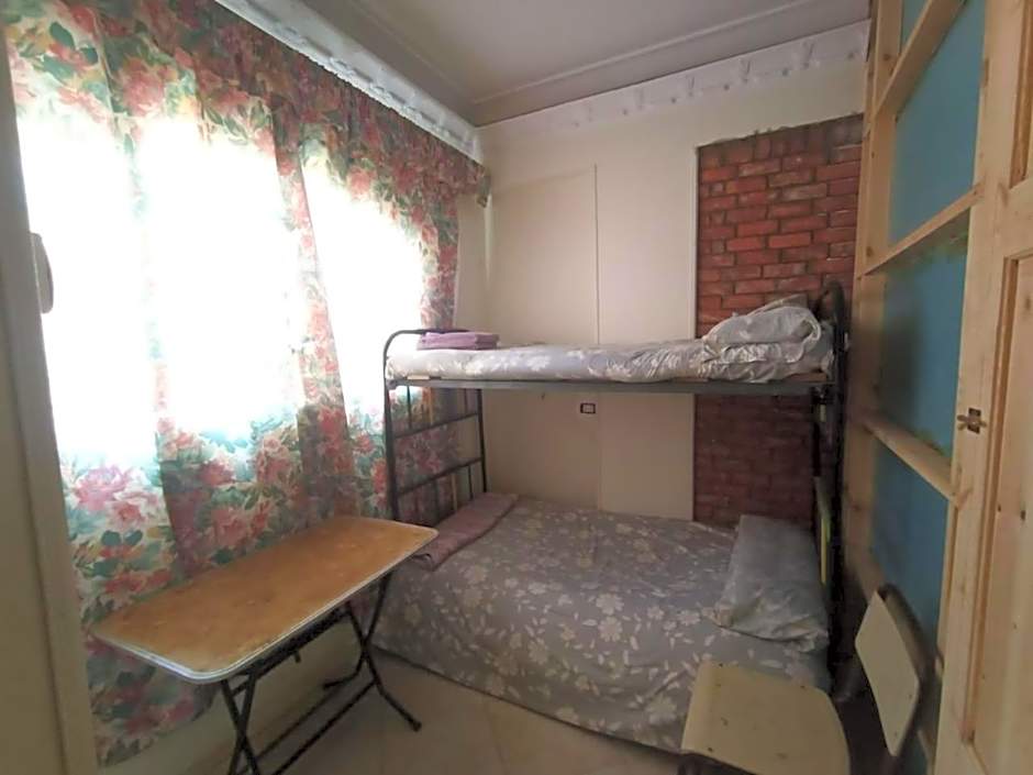 Foto 1 daripada 1 — Budget 1 Double Bed or 2 Beds