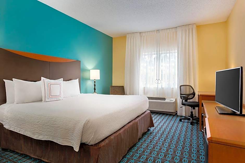 Fairfield Inn & Suites by Marriott Toledo Maumee