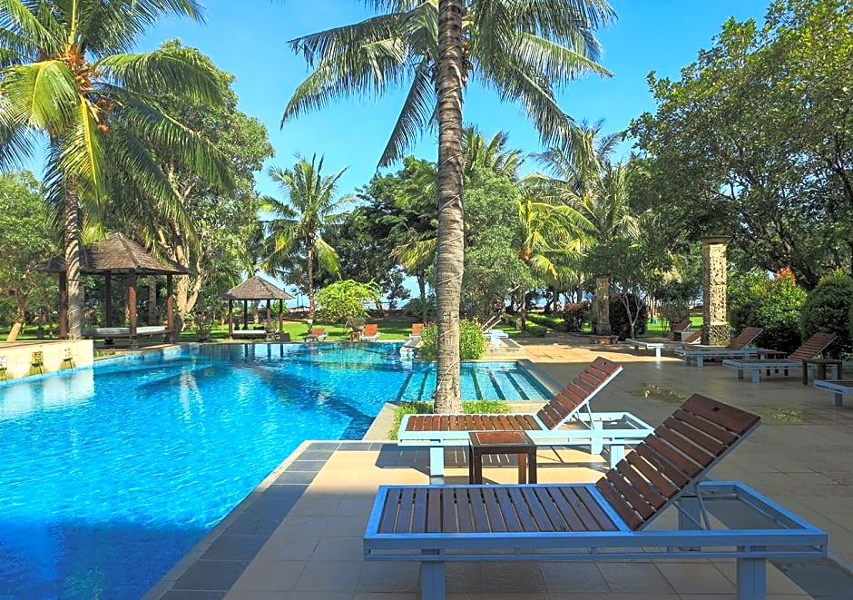 The Jayakarta Suite Komodo Flores