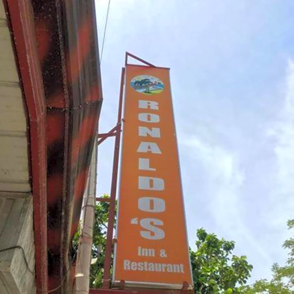 Ronaldo's Inn Siargao by Cocotel