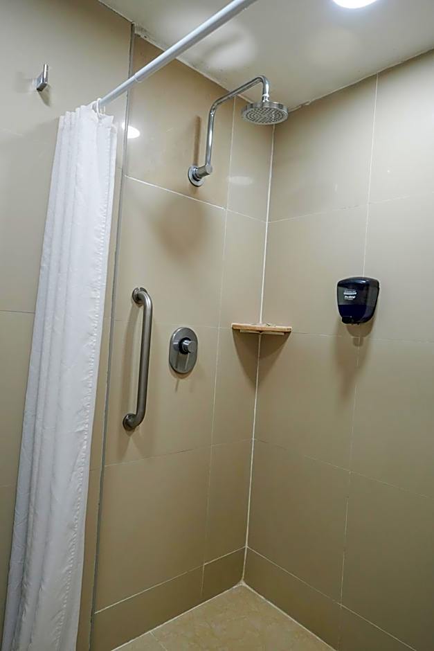 Days Inn by Wyndham Minatitlan