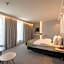 Holiday Inn Express Dusseldorf- Hauptbahnhof By IHG