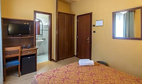 Economy Double or Twin Room