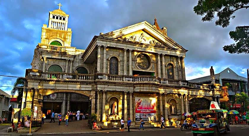 RedDoorz @ Sta Cruz Naga City