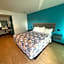 Palm Inn - Newly Renovated Rooms