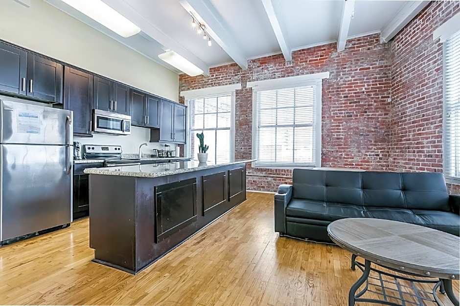 Stunning Apartments - Near FQ and Bourbon