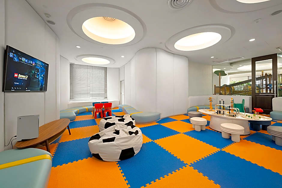 Grande Centre Point Ratchadamri Hotel And Residence