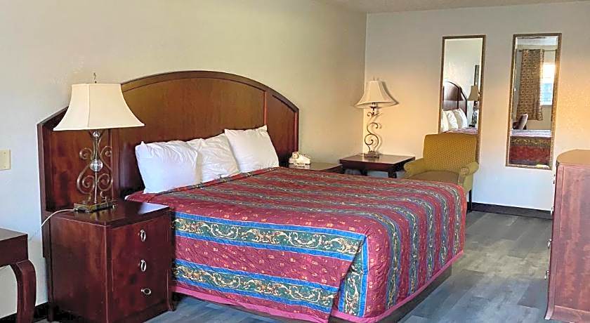 Travelodge by Wyndham Farmington Hwy 64