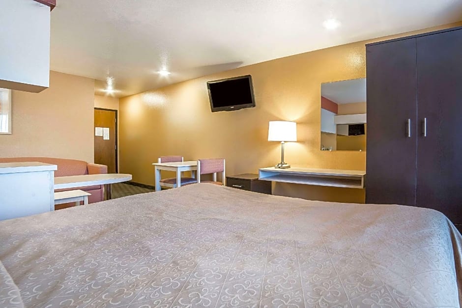 Quality Inn & Suites Elko