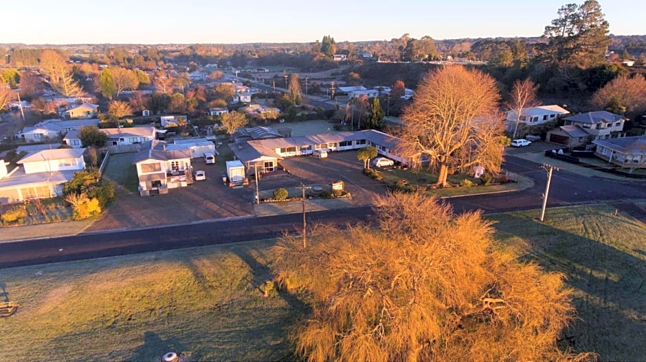 Waiteti Lakefront Motel