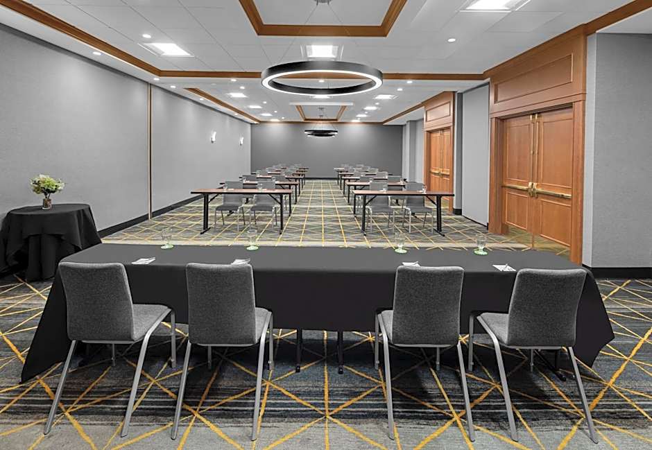 Holiday Inn Hasbrouck Heights-Meadowlands By IHG