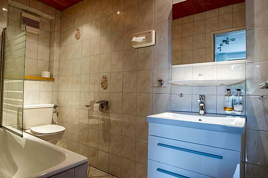 Hotel Lucia - 3 Sterne Superior