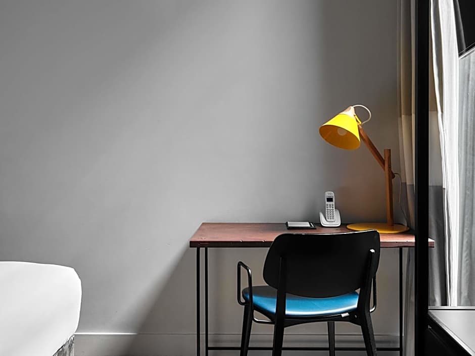 Hotel Woolstore 1888, Sydney - Handwritten Collection