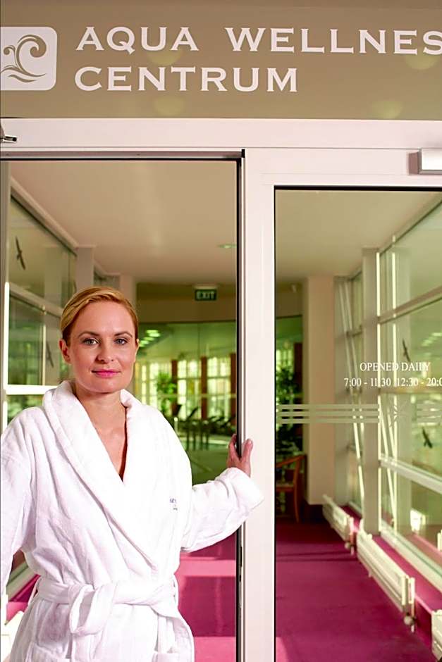 Ensana Hvězda - Imperiál - Neapol