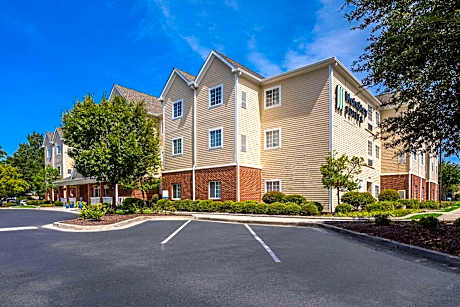 MainStay Suites Wilmington - University Area