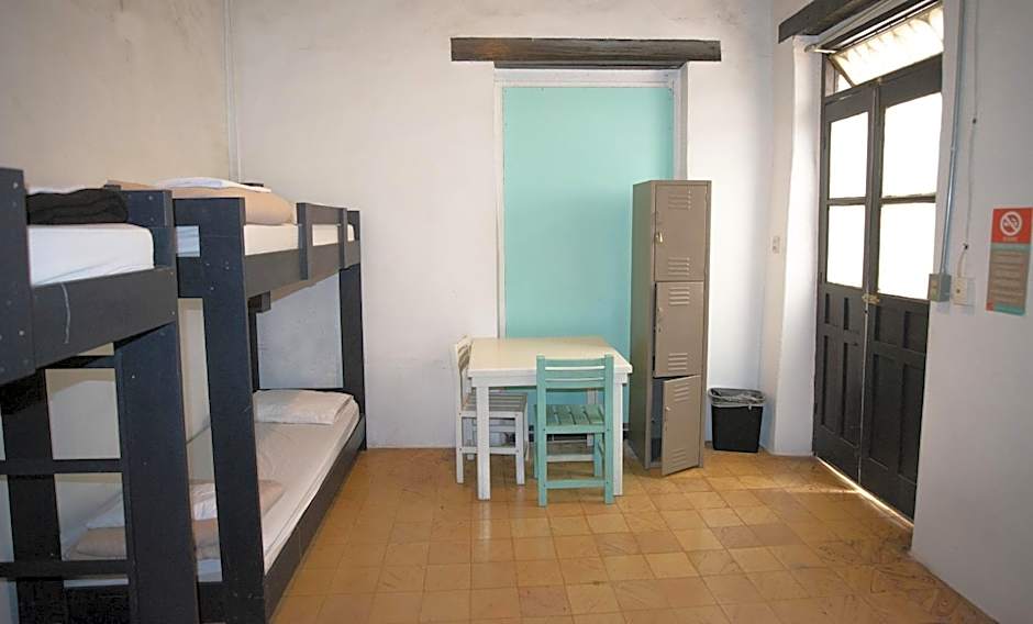 El Petate Hostel