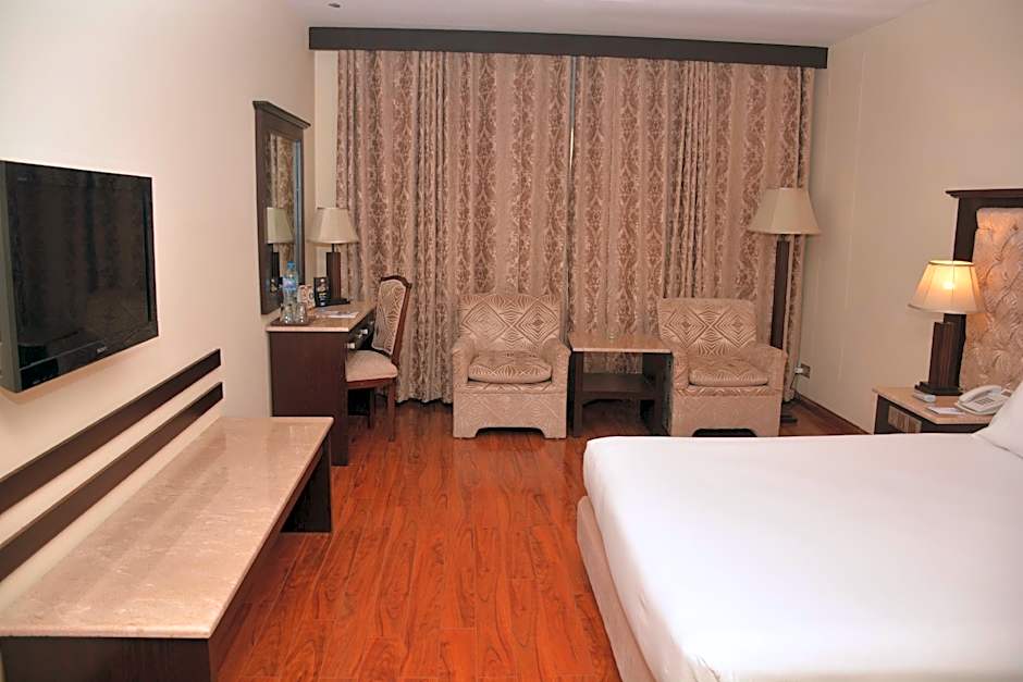 Islamabad Hotel