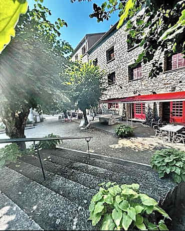 Hôtel - Pub Le Petit Bosquet