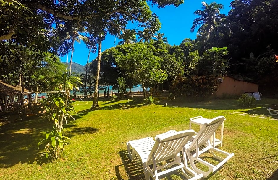 Pousada Praia Da Crena