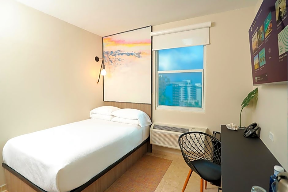 The Tryst Beachfront Hotel
