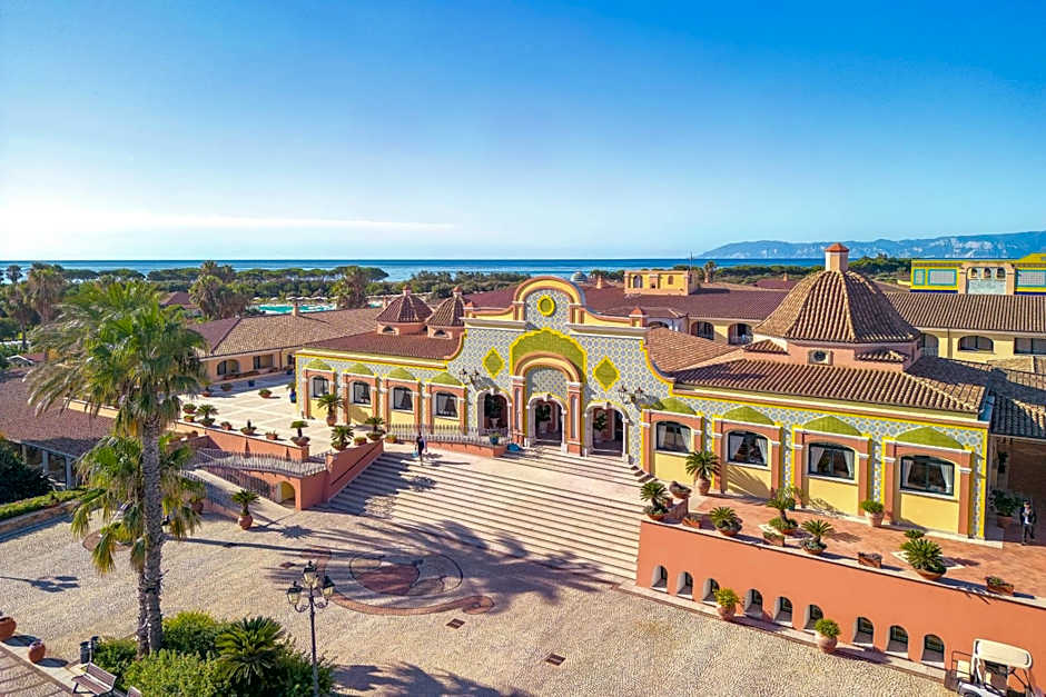 Club Hotel Marina Beach