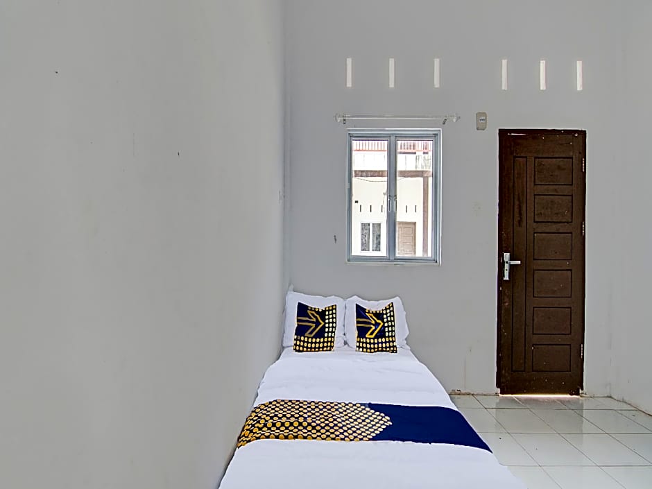 Hotel O Homestay Dinda Syariah Near Masjid Al Amin