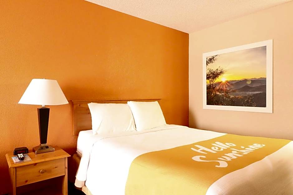 Days Inn by Wyndham Black River Falls