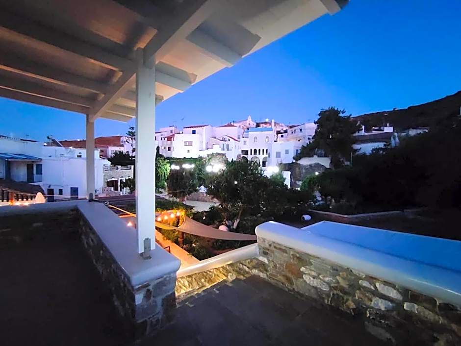 ΤΟ ΚΑΜΙΝΙ ΤΟΥ ΜΗΛΑ