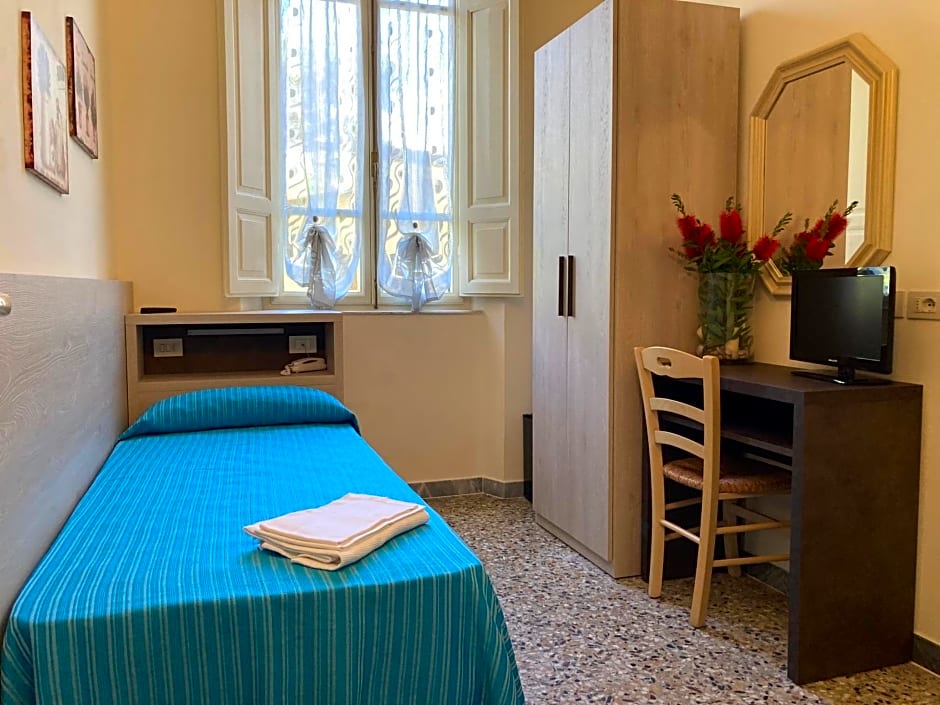 Hotel Verdesolemare