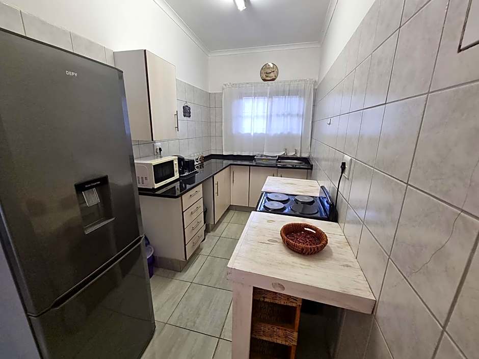 Ndiza Lodge and Cabanas