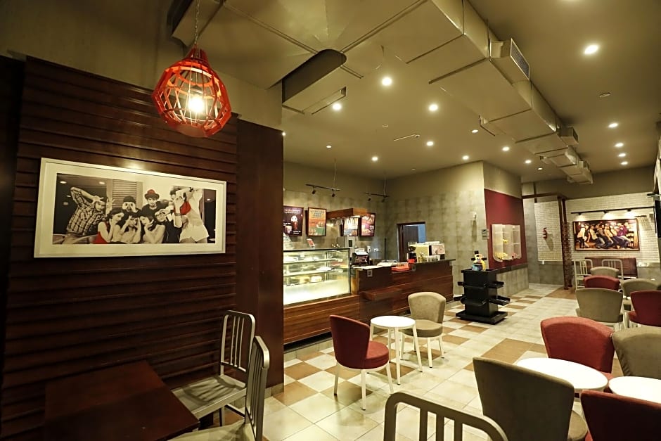 The Sai Leela Hotel Bangalore