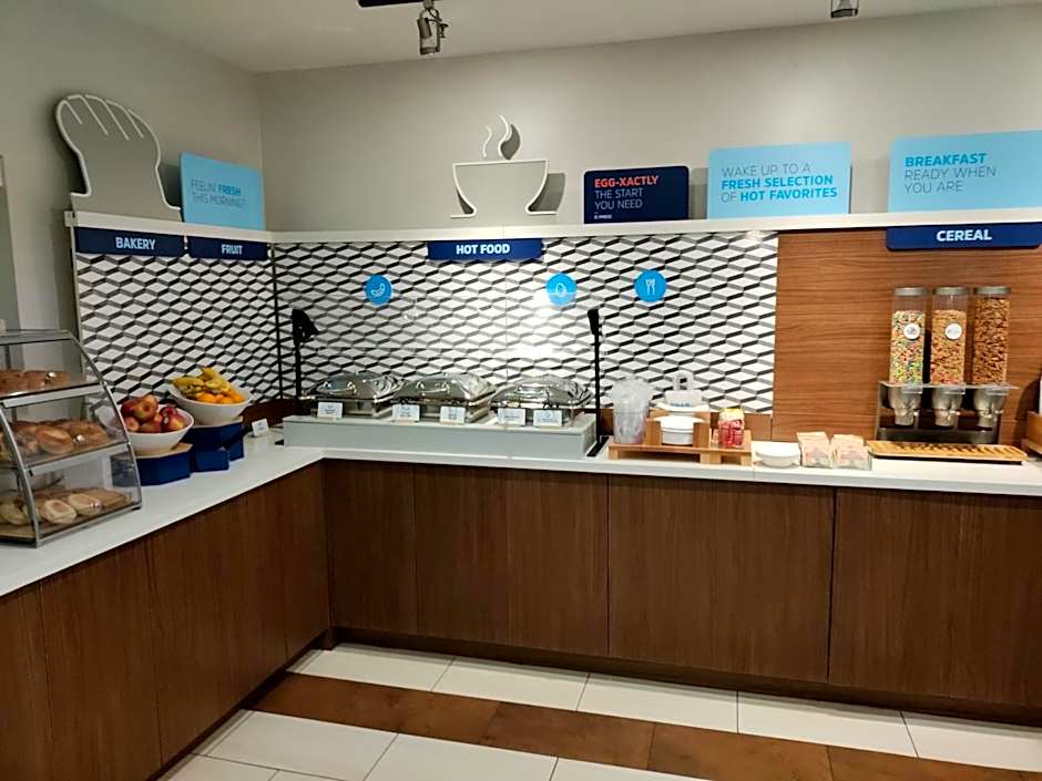 Holiday Inn Express Newberg By IHG