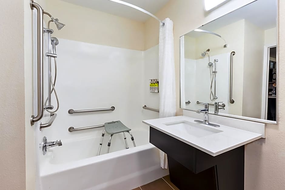 Candlewood Suites Huntersville-Lake Norman Area By IHG