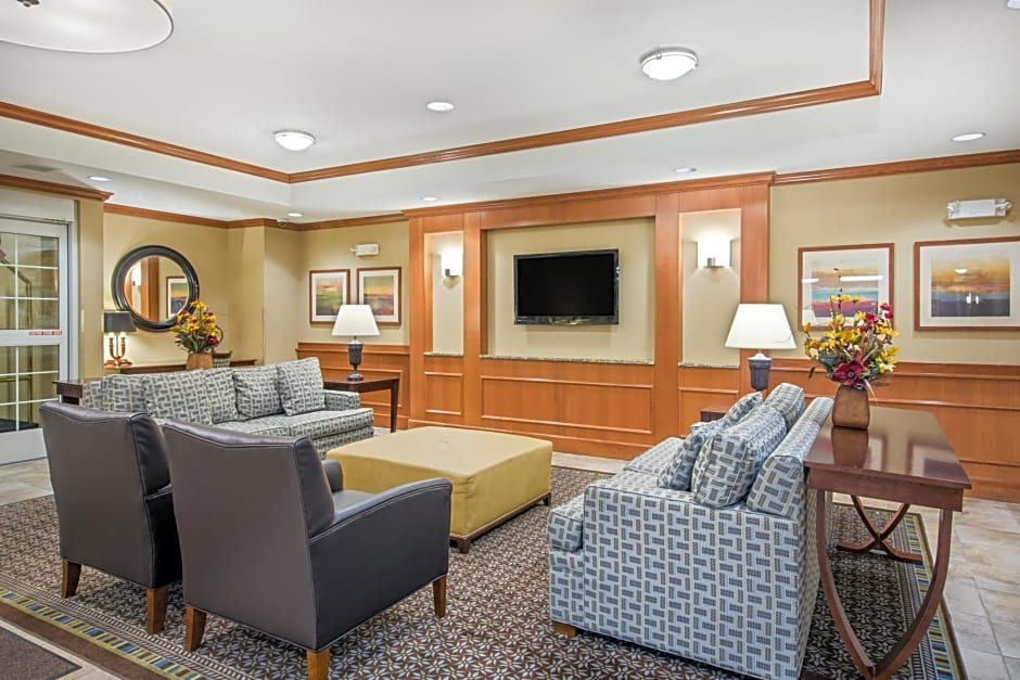 Candlewood Suites Pittsburgh-Cranberry, an IHG Hotel