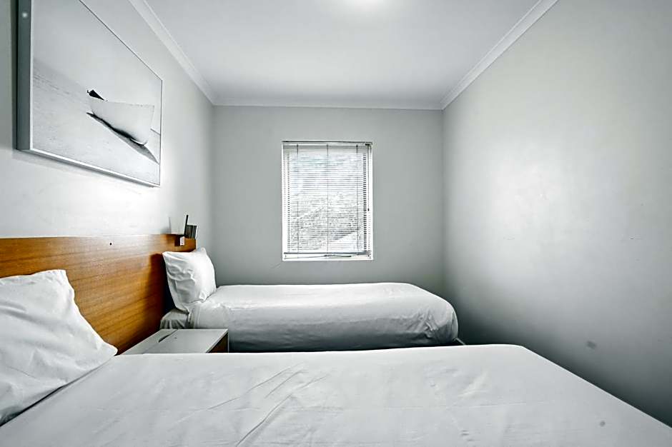 Photo 1 of 13 of 2 Bedroom Apartment