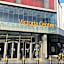 Victoria Centre Apartments in the Victoria Centre Shopping Centre - Nottingham City Centre - 24 hour access - Most Central Location and full Kitchen - Opposite Hilton by Restaurants & Shops - Outdoor Parking Cars or Vans five pounds a day