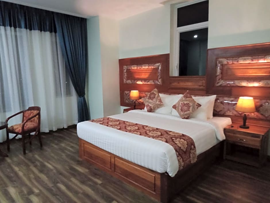 Kampong Thom Royal Hotel