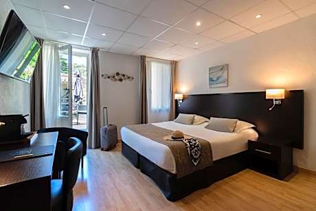 Superior Double Room with Terrace