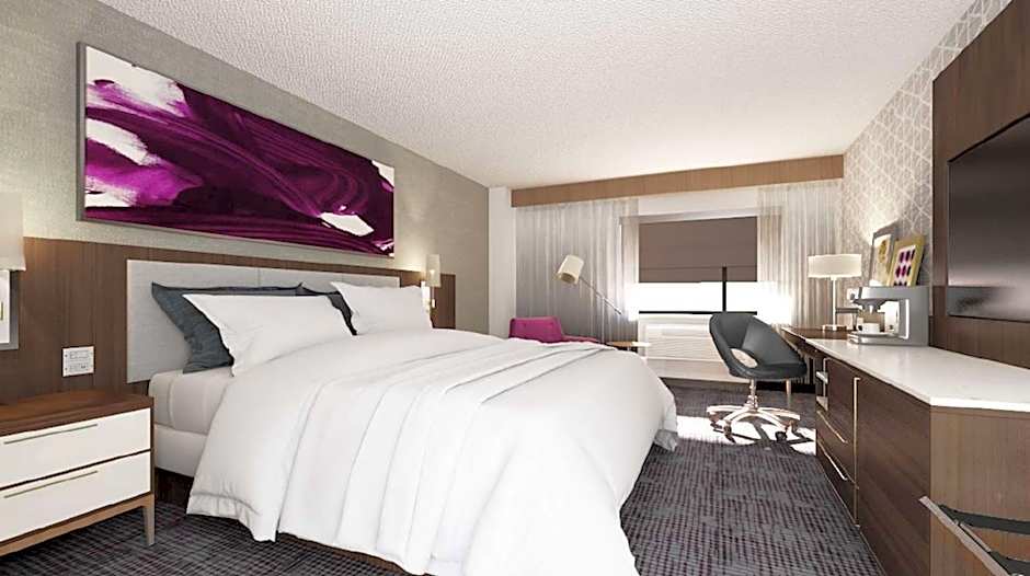 DoubleTree by Hilton St. Paul East