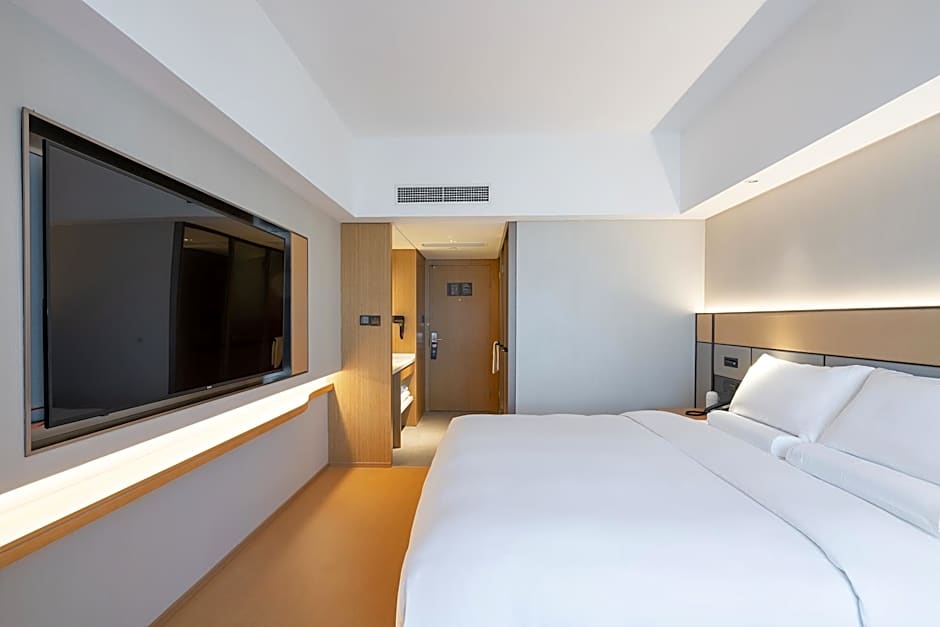 Ji Hotel Guangzhou Zhujiang New City