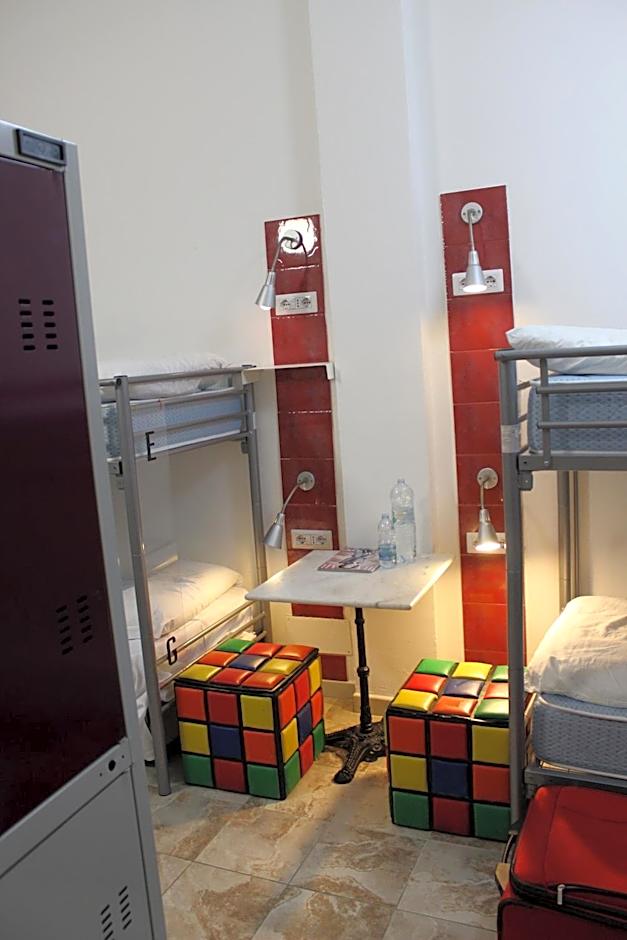 Hostel Colours