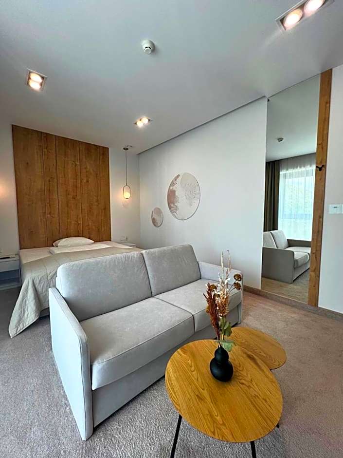 Hotel & Restauracja Nad Sandelą