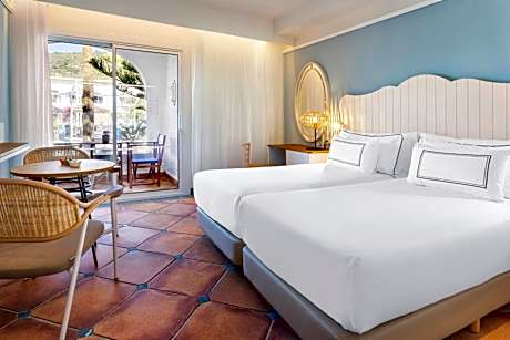 Melia Connecting Rooms