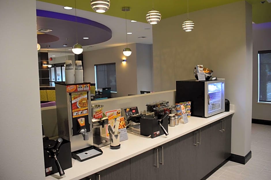 Best Western Plus Prien Lake Inn & Suites