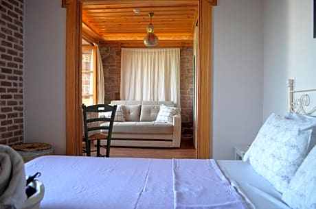 Deluxe Suite with Sea View